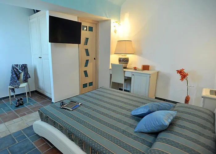 World Center Bed & Breakfast 4*