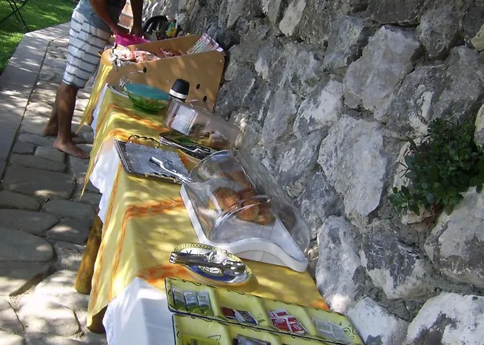 Bed & Breakfast World Center