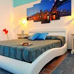 World Center Bed & Breakfast