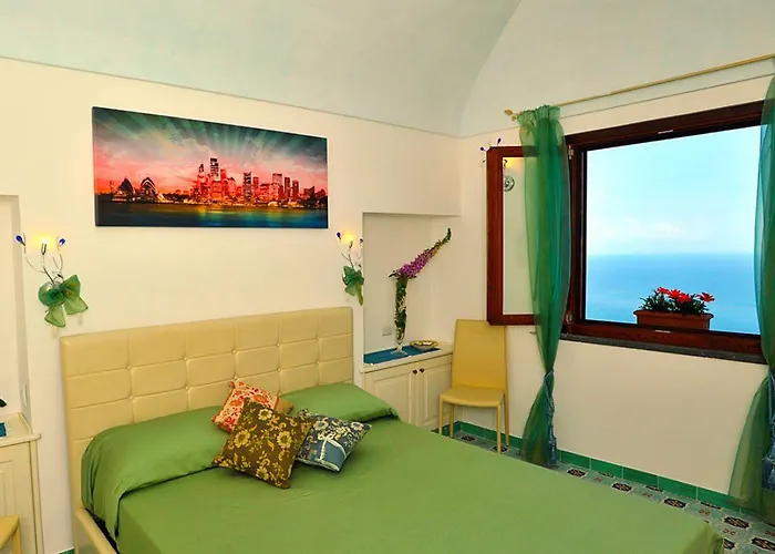 Oda ve Kahvaltı World Center