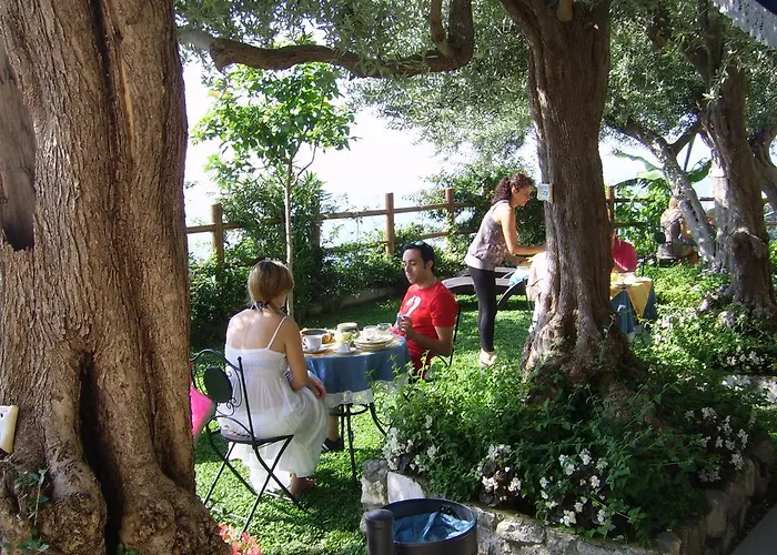 World Center Oda ve Kahvaltı Amalfi