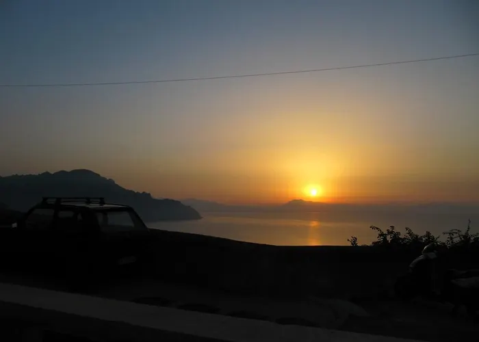 Oda ve Kahvaltı World Center Amalfi